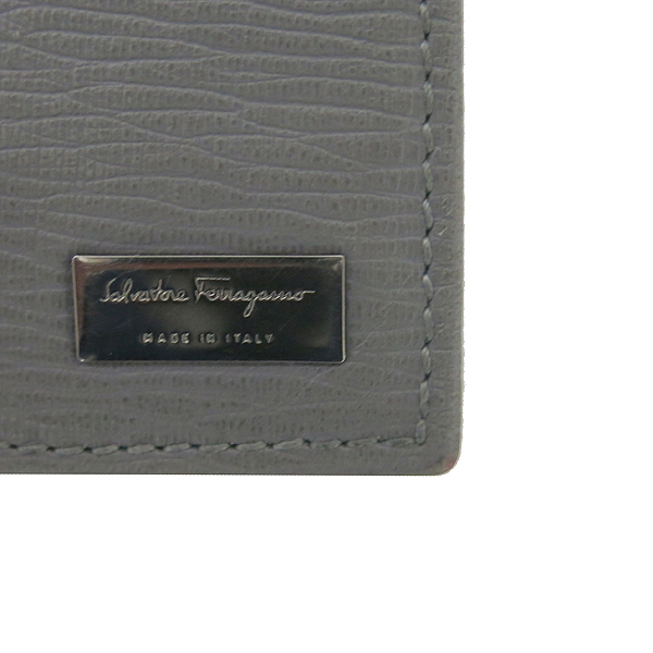 Ferragamo(��󰡸�) 66 8060 �׷��� ���� �Ӵ� Ŭ�� ������ [���빮��] �̹���3 - ���̺��� �߰���ǰ