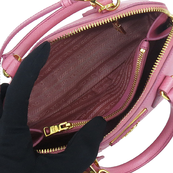 Prada(�����) BL0838 SAFFIANO (���ǾƳ�) ��ũ �÷� �̴� ��ÿ 2WAY �̹���6 - ���̺��� �߰���ǰ