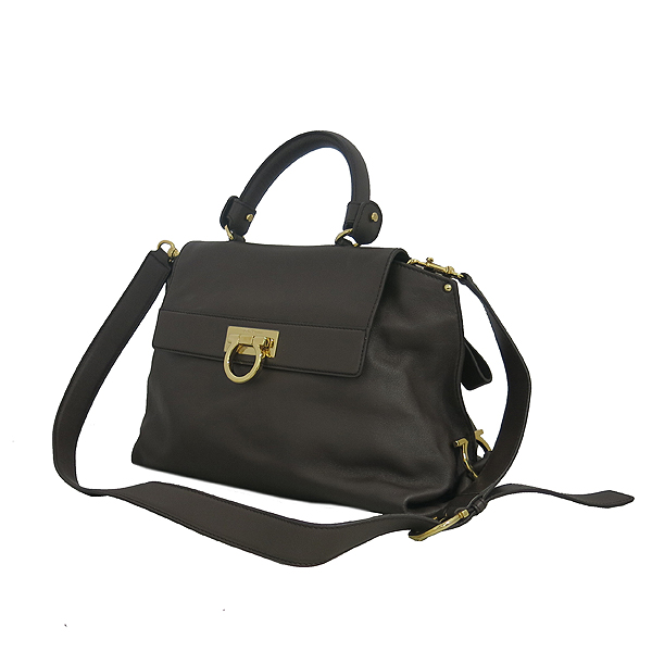 Ferragamo(��󰡸�) 21 A896 ���� ���� ���� ��ġ�� �� ��� ���Ǿ� 2WAY [���빮��] �̹���3 - ���̺��� �߰���ǰ