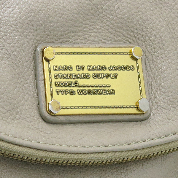 Marc_by Marc Jacobs(��ũ���̸�ũ�����߽�) ������ ���� ���� �簢�÷���Ʈ �ΰ� ��� ũ�ν��� [��������] �̹���3 - ���̺��� �߰���ǰ