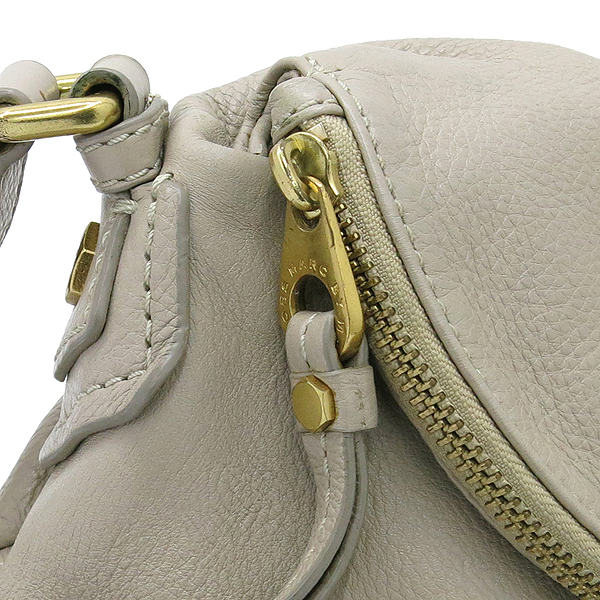 Marc_by Marc Jacobs(��ũ���̸�ũ�����߽�) ������ ���� ���� �簢�÷���Ʈ �ΰ� ��� ũ�ν��� [��������] �̹���4 - ���̺��� �߰���ǰ