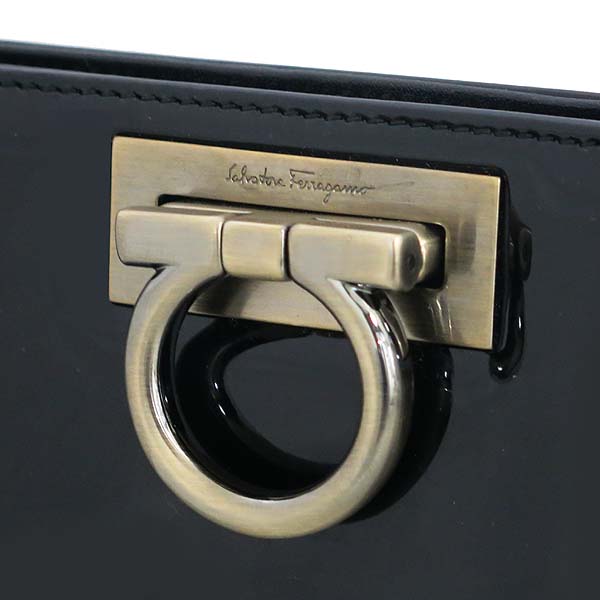 Ferragamo(��󰡸�) 21 B495 ���� ���̴�Ʈ ��ġ�� ��� Ŭ��ġ �� ü�� ����� [���빮��] �̹���4 - ���̺��� �߰���ǰ