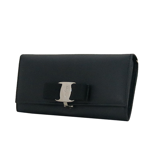 Ferragamo(��󰡸�) 22 B559 ���� ���ǾƳ� �ٶ� �� ��Ŭ ������ [�λ꼾�Һ���] �̹���2 - ���̺��� �߰���ǰ