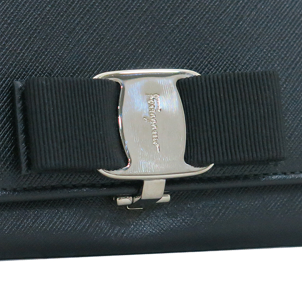 Ferragamo(��󰡸�) 22 B559 ���� ���ǾƳ� �ٶ� �� ��Ŭ ������ [�λ꼾�Һ���] �̹���3 - ���̺��� �߰���ǰ