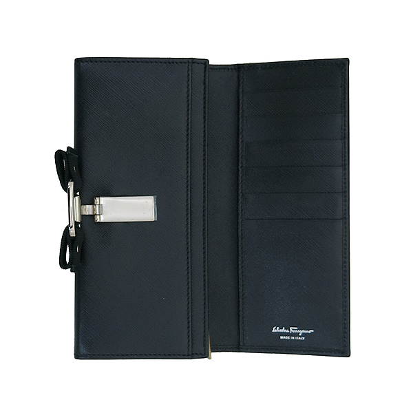 Ferragamo(��󰡸�) 22 B559 ���� ���ǾƳ� �ٶ� �� ��Ŭ ������ [�λ꼾�Һ���] �̹���5 - ���̺��� �߰���ǰ