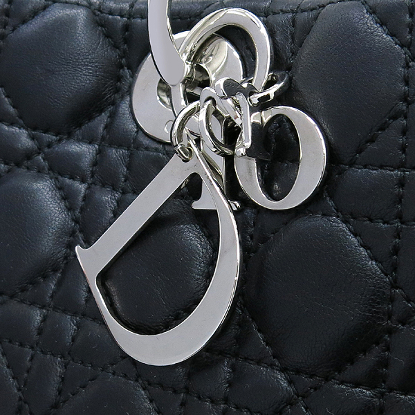 Dior(ũ����î���) CAL449561 �����÷� ��� ��� �� ��� ����ü�� ����� �̹���4 - ���̺��� �߰���ǰ