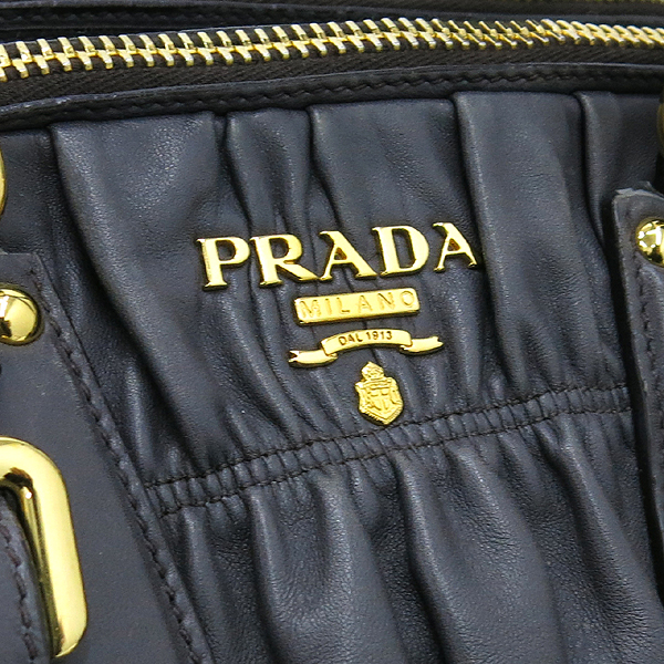 Prada(�����) BN2227 NAPPA GAUFRE(������) ����ΰ� ��Ʈ�� + �����Ʈ�� �̹���4 - ���̺��� �߰���ǰ