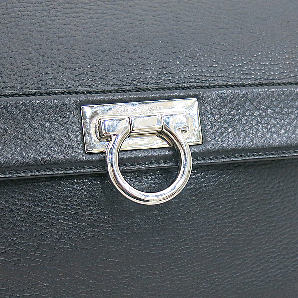 Ferragamo(��󰡸� 21 A871 ���� ��ġ�� �ΰ� ��� ���Ǿ� ���� ���� ��Ʈ�� + ��� ��Ʈ�� [�λ꼾�Һ���] �̹���4 - ���̺��� �߰���ǰ