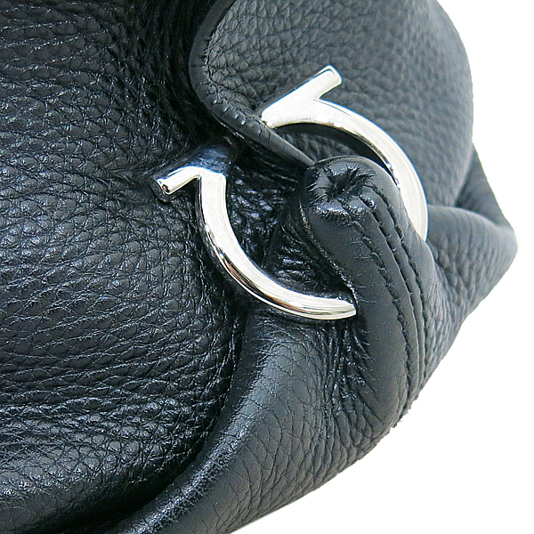 Ferragamo(��󰡸� 21 A871 ���� ��ġ�� �ΰ� ��� ���Ǿ� ���� ���� ��Ʈ�� + ��� ��Ʈ�� [�λ꼾�Һ���] �̹���5 - ���̺��� �߰���ǰ