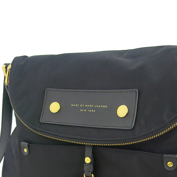 Marc_by Marc Jacobs(��ũ���̸�ũ�����߽�) ���� �к긯 �ΰ� ��� ũ�ν��� [���빮��] �̹���3 - ���̺��� �߰���ǰ