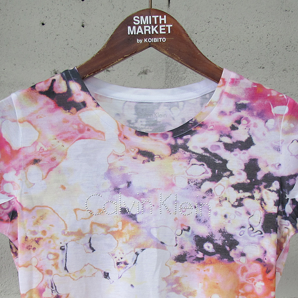 Calvin Klein(Ķ��Ŭ����) ��Ƽ �÷� �ΰ� ��� �ݼҸ� Ƽ [���빮��] �̹���2 - ���̺��� �߰���ǰ