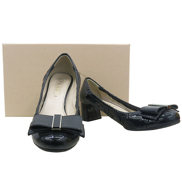 �����  ����