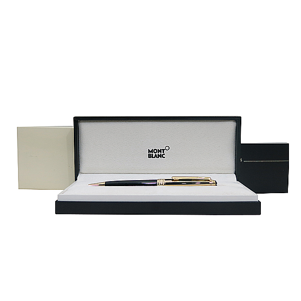 ������  ����