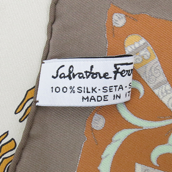 Ferragamo(��󰡸�) 100% ��ũ ��ī�� �̹���4 - ���̺��� �߰���ǰ