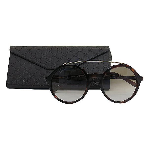 ����  ���۶�