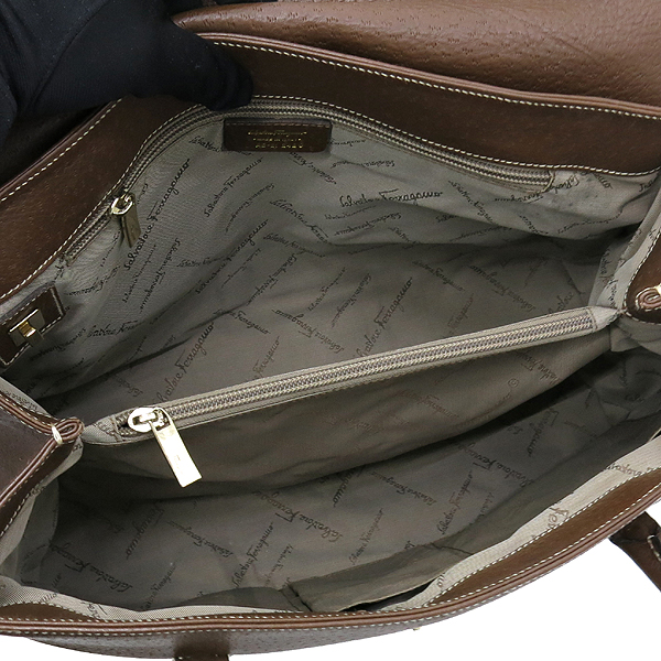 Ferragamo(��󰡸�) 21 2420 ���� ��ġ�� ����Ŭ �����÷� CALF ���� ��Ʈ�� ����� �̹���7 - ���̺��� �߰���ǰ