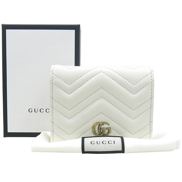 ����  ������