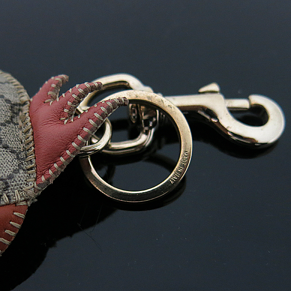 Gucci(����) 260773 GG�ΰ� PVC a parrot �޹��� �ִϸ� Ű Ȧ�� [�λ꼾�Һ���] �̹���5 - ���̺��� �߰���ǰ