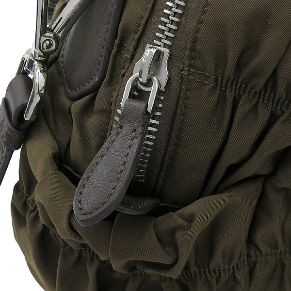 Prada(�����) BL0397 �ﰢ �ΰ� ��� �к긯 ������ ���� ��Ʈ�� + ��� ��Ʈ�� �̹���5 - ���̺��� �߰���ǰ