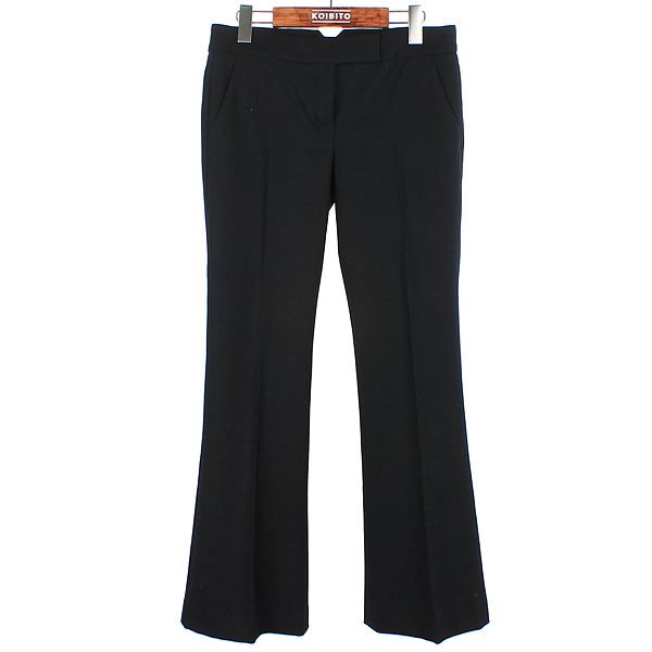 ��  ����