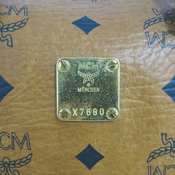 MCM(������) 1011050780122 ���� �ΰ� ���佺 ������ ��Ʈ�� [���빮��] �̹���3 - ���̺��� �߰���ǰ