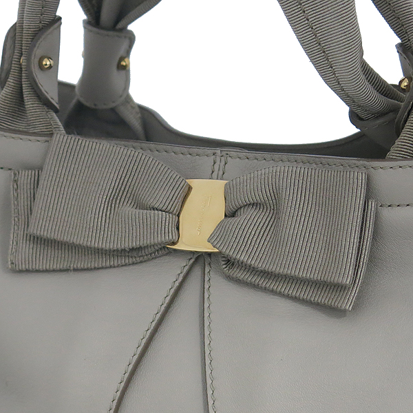 Ferragamo(��󰡸�) 21 B665 �ٶ� ��� ������ ���� ����� [���빮��] �̹���3 - ���̺��� �߰���ǰ