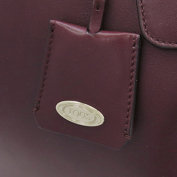 Tod's(����) ���ǵ� �÷� �簢 ��Ʈ�� [�뱸�ݿ��纻��] �̹���4 - ���̺��� �߰���ǰ