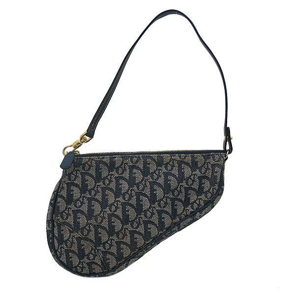 ���  �����