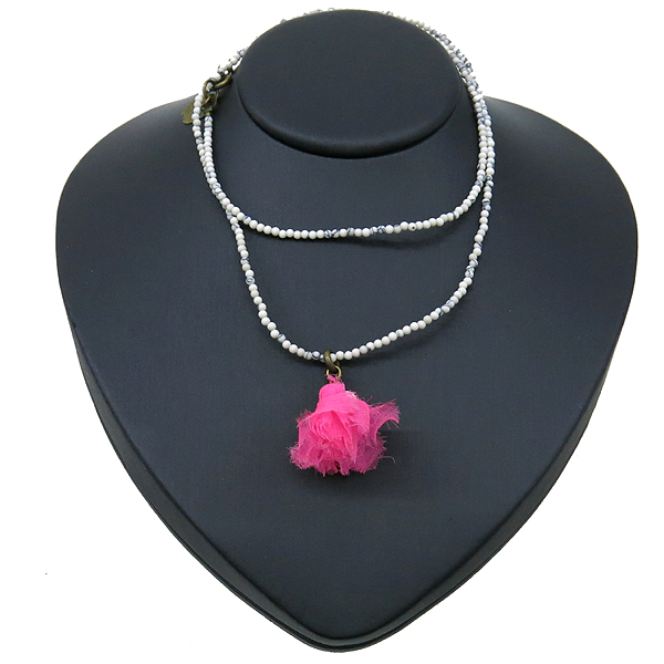 ���ں�����  �����