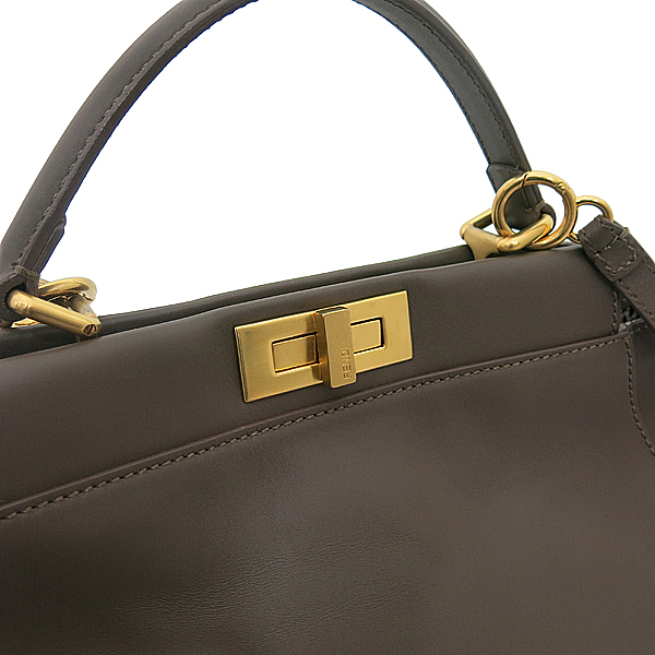 Fendi(���) 8BN226 ��ī����� ���찡�� ȥ�� ��ī�� �̵�� M������ ����ΰ� �� ��� ��Ʈ�� + �����Ʈ�� 2WAY [�λ꼾�Һ���] �̹���4 - ���̺��� �߰���ǰ
