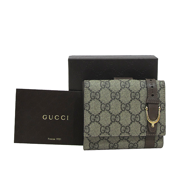 ����  ������