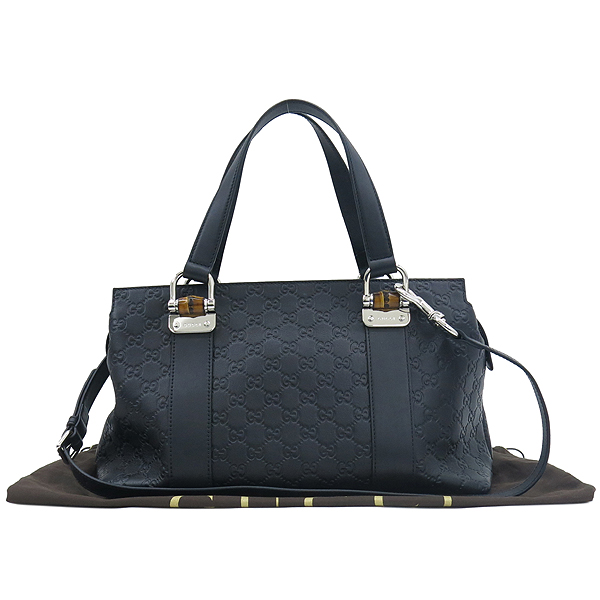 ����  �����