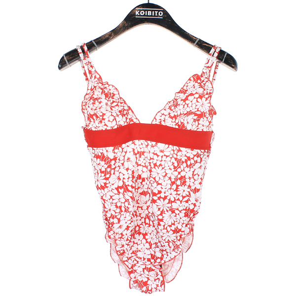 ������  ������