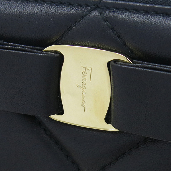 Ferragamo(��󰡸�) 22 C152 �ٶ󸮺� ���� ���� ������ �̹���2 - ���̺��� �߰���ǰ