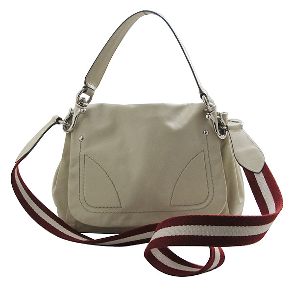 �߸�  �����