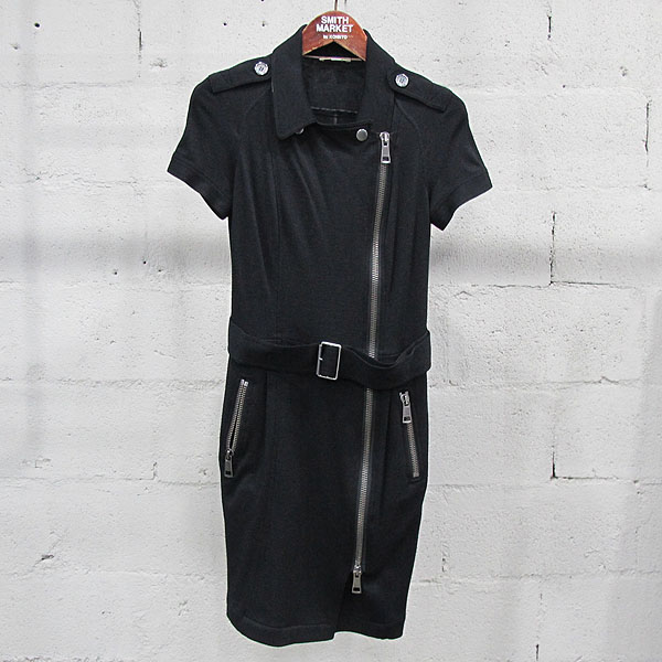 ������  ����