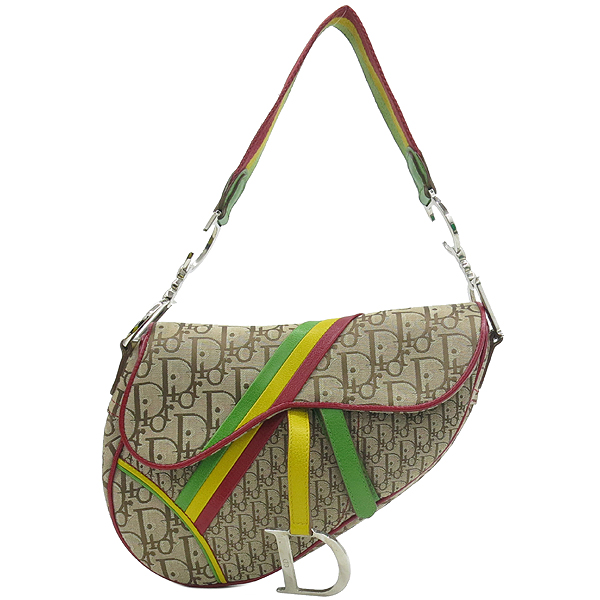 ���  �����