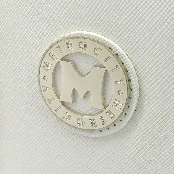 Metrocity(��Ʈ�ν�Ƽ) ���� �ΰ� ��� ���̺��� ���ǾƳ� ���� ��Ʈ�� + ��� ��Ʈ�� �̹���3 - ���̺��� �߰���ǰ