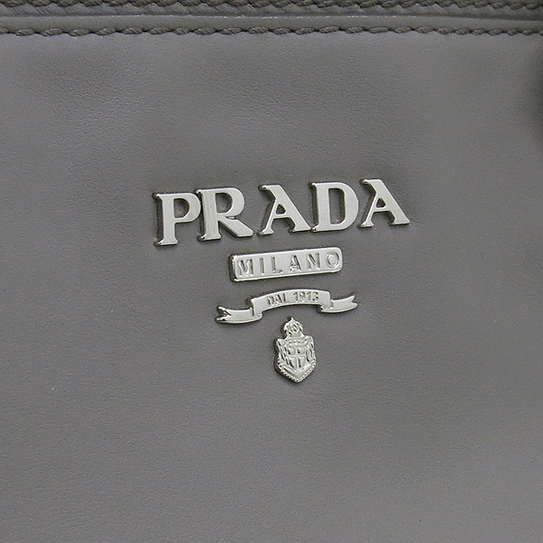 Prada(�����) BN2324 SOFT CALF ����Ʈ ī����Ų �׷��� ARGILLA  ����ΰ� ��Ʈ�� + �����Ʈ�� 2WAY �̹���4 - ���̺��� �߰���ǰ