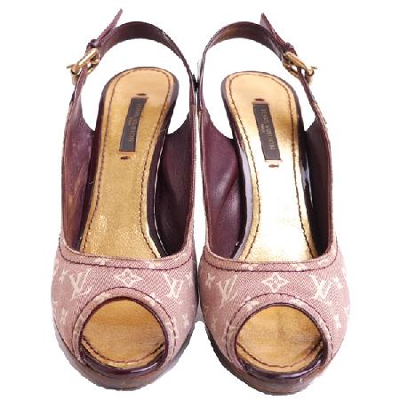 ���̺���  ����