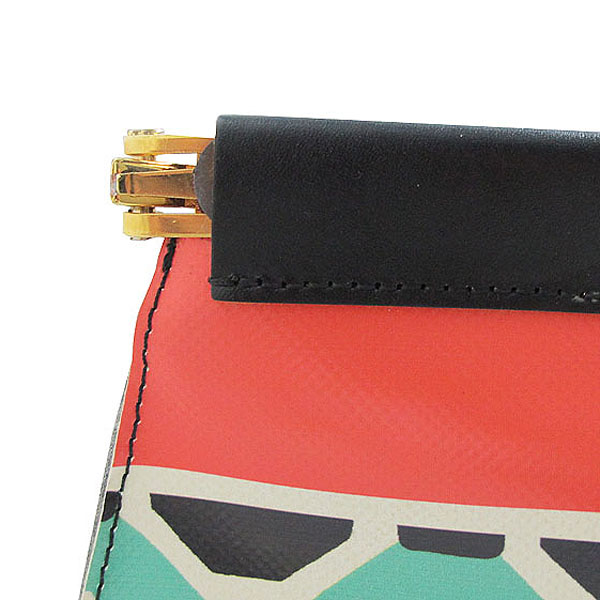 MARNI(������) ���� PVC Ŭ��ġ �� [��õ��] �̹���3 - ���̺��� �߰���ǰ