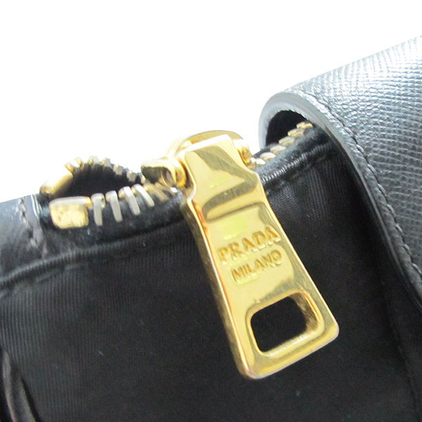 Prada(�����) TESSUTO SAFFIANO ���� �к긯 ���ǾƳ� ȥ�� �÷� ���� �ﰢ�ΰ� ũ�ν��� [��õ��] �̹���4 - ���̺��� �߰���ǰ