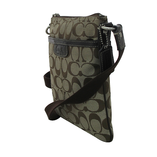 Coach(��ġ) �ñ׳�ó �ڰ��� ���� ���� Ʈ���� ũ�ν��� [��õ ������] �̹���2 - ���̺��� �߰���ǰ