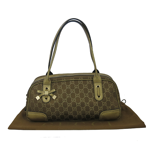 ����  �����