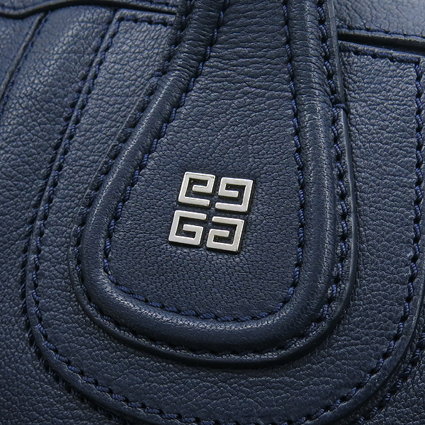 GIVENCHY(�����) 12H5002012 ���̺� ��Ʈ ��Ų �����ð��� L������ 2WAY �̹���3 - ���̺��� �߰���ǰ