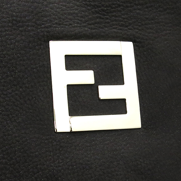 Fendi(���) 8BR636 ��ũ���� �� �����̵� ���� ����ΰ� ü�� ����� �̹���4 - ���̺��� �߰���ǰ