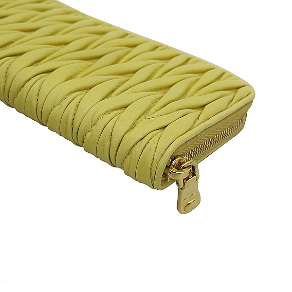 MiuMiu(�̿�̿�) 5M0506 MATELASSE(��Ʈ���) ���ο� ���� ���� ������ [�λ꼾�Һ���] �̹���5 - ���̺��� �߰���ǰ