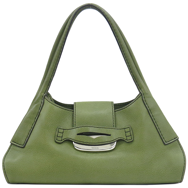 ����  �����