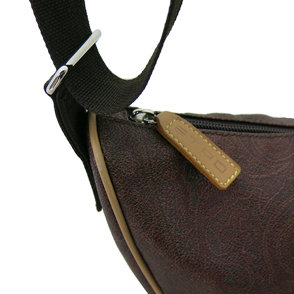 Etro(��Ʈ��) ������ PVC ȣ�� ����� + ���� �Ŀ�ġ [�λ꼾�Һ���] �̹���4 - ���̺��� �߰���ǰ