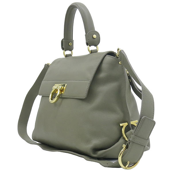 Ferragamo(��󰡸�) 21 A896 ���Ǿ� ��ũ���������� ��ġ�� ����ΰ� �� ��� ��Ʈ�� + �����Ʈ�� 2WAY �̹���2 - ���̺��� �߰���ǰ